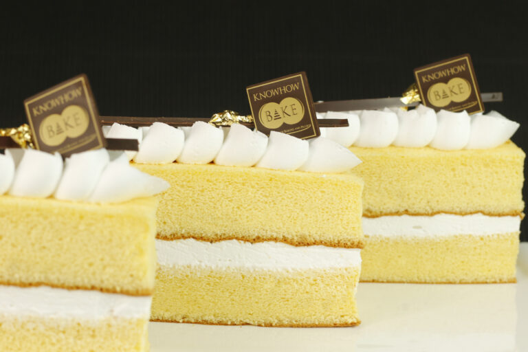 Modern Chiffon Cake - คอร์สเรียนทำเบเกอรี่แบบส่วนตัว KNOWHOWBAKE