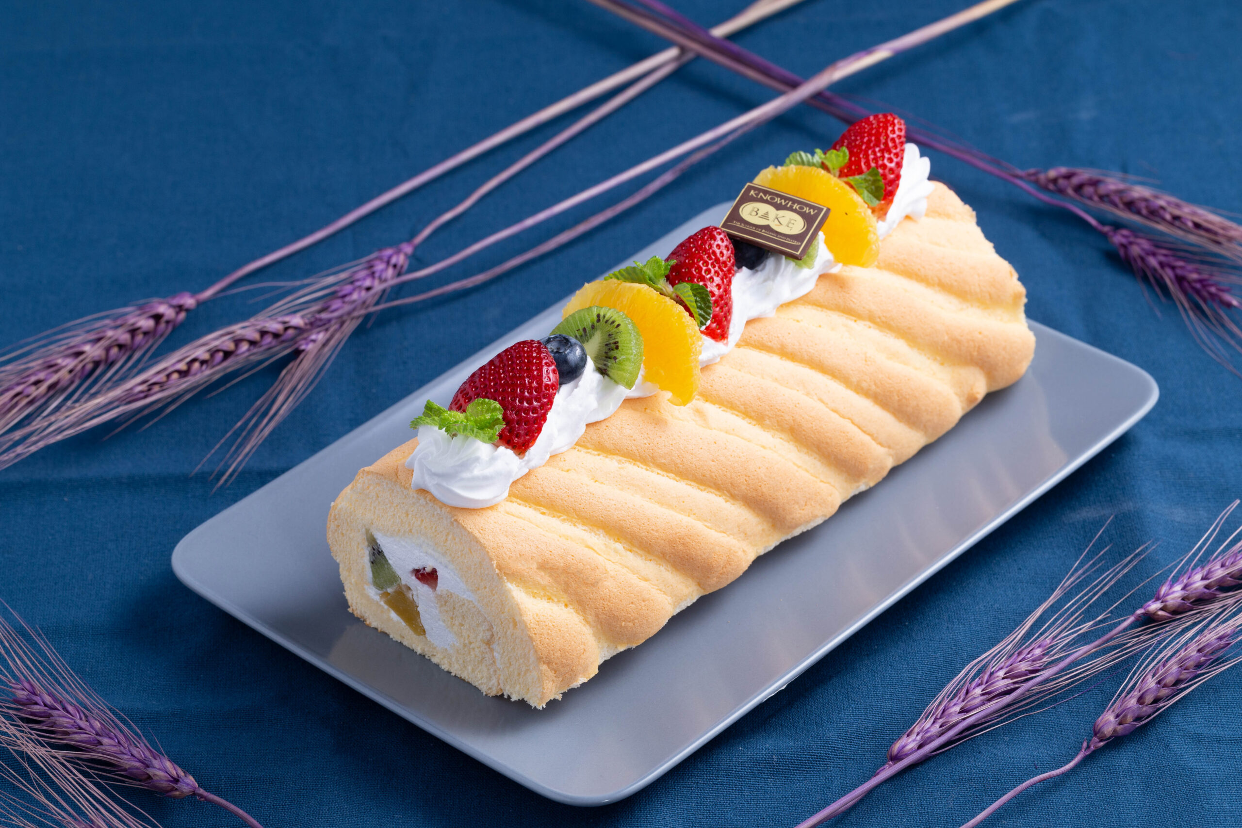 Log & Roll Cake